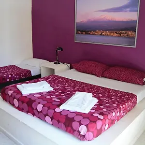 https://casa-vacanza-civita-catania-centro.sicilyhotelsitaly.net